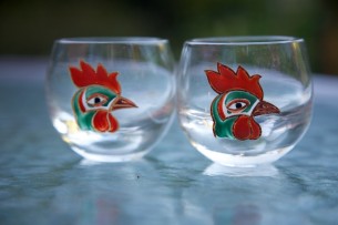 SOLD

vintage hand painted rooster low ball tumblers
with 3 dimensional eyes